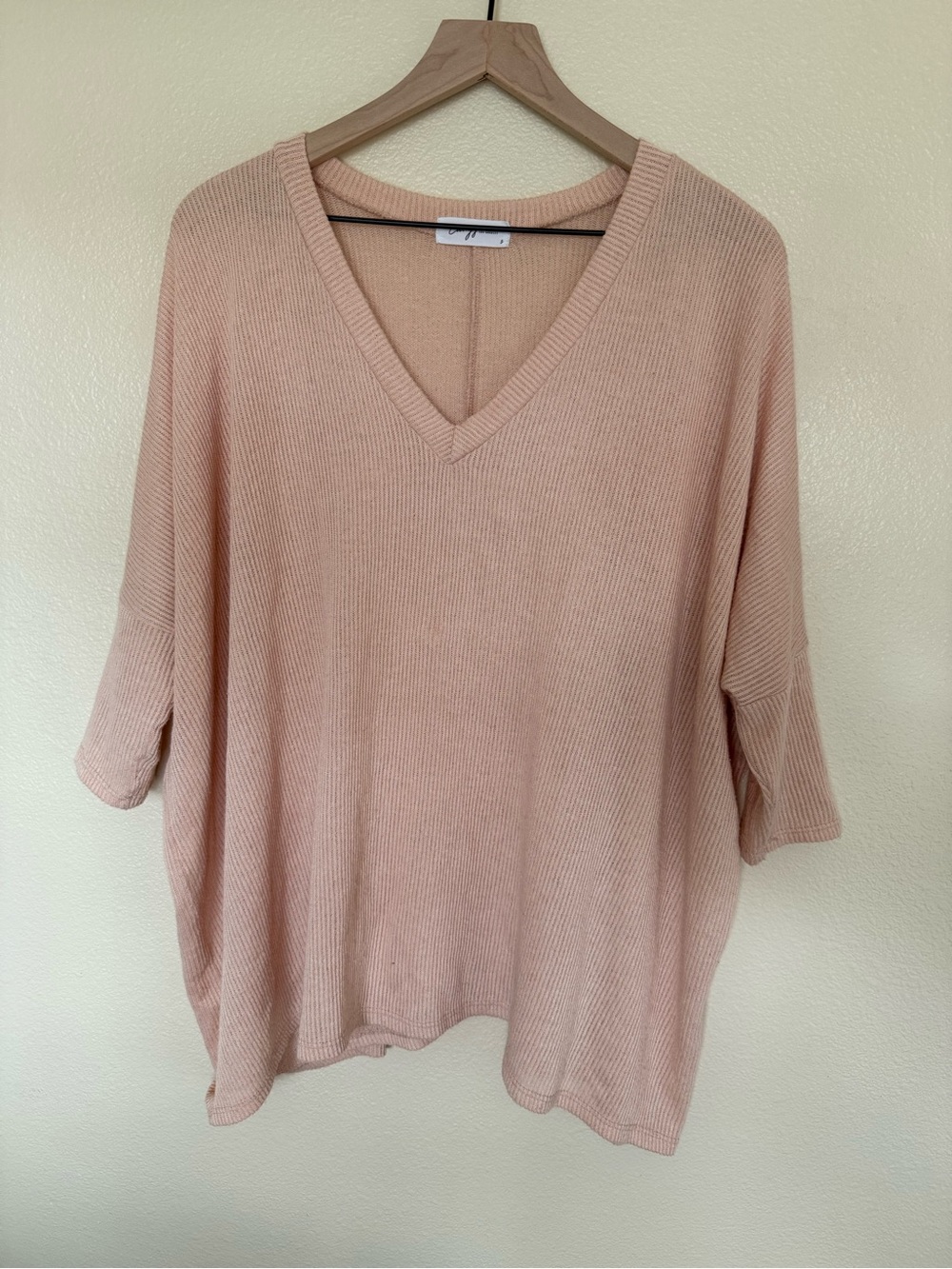 Carly Jean Los Angeles Relaxed V-Neck Sweater - Blush
